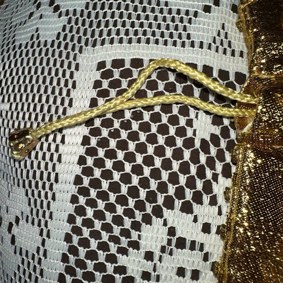 Pristine Vintage 1950s Gold Hong Kong Hand Beaded Drawstring Purse - Picture 3 of 9
